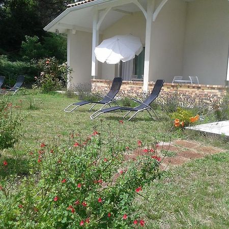 Chambres "Blanches" , Batiment Secondaire Hotel La Caravelle, Vue Jardin Biscarrosse-Plage Dış mekan fotoğraf